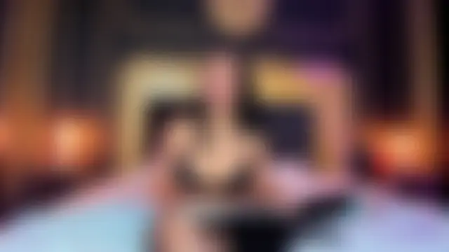 MeganStorms: δωμάτιο απευθείας συνομιλίας