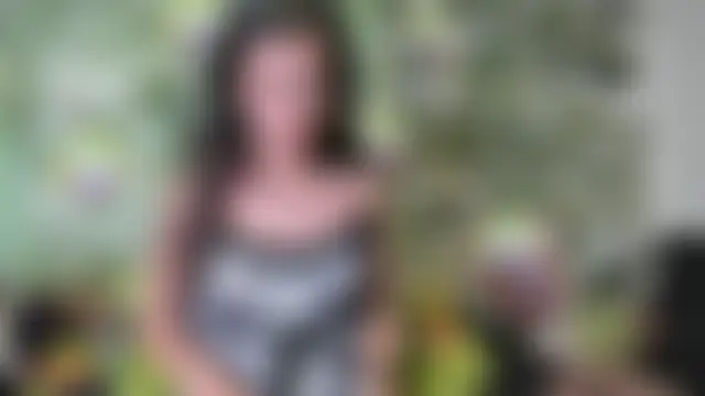 LittlePeach_ Adlı Modelin Canlı XXX Sohbeti