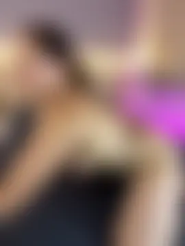 Atenea_Clerk élő chatszobája