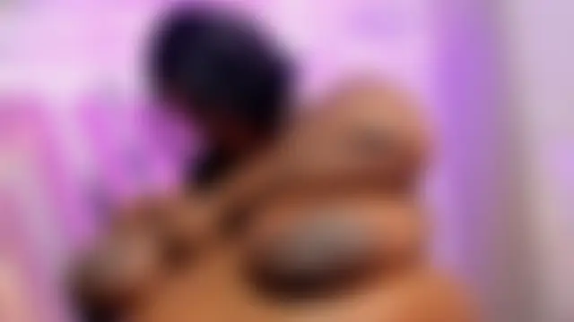 RenataFoxter élő chatszobája