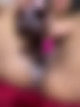 Hannagarces' Live Chat Room