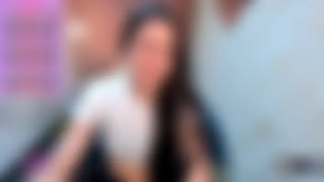 Zoe__Taylor__'s Live Chat Room