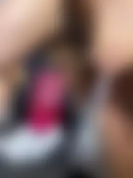 Hannagarces' Live Chat Room