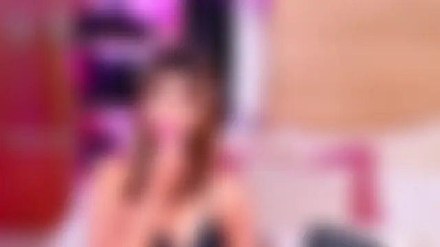 Rossie_Blooms 即時聊天室