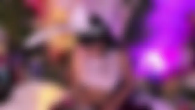 Chat soba uživo modela MeowMota_