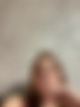 Ellis_Foxy Chat XXX in diretta