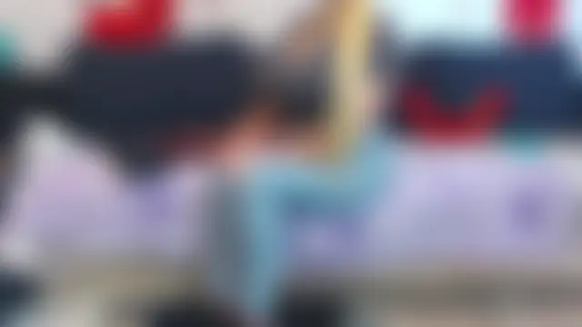 Sala de chat ao vivo de Playful_Goldie_WOW__