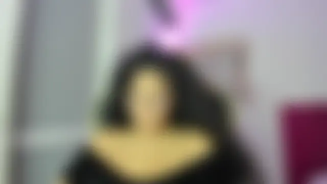 emily_stars1's Live Chat Room