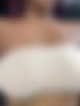 ห้องแชทสดของ Kloe_rousse01