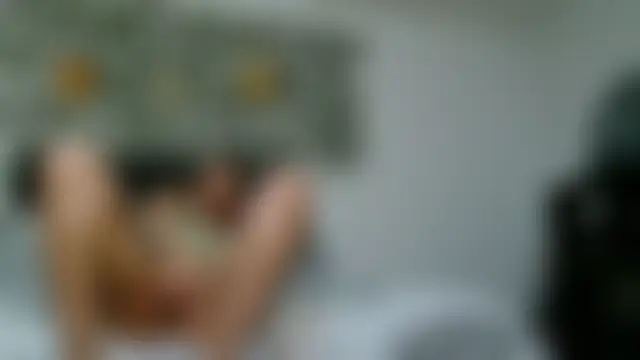 Dama_Scarlata18: διαδικτυακό σόου στην κάμερα