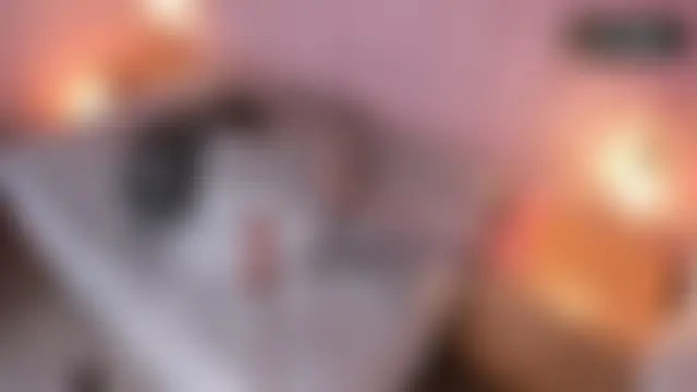 Hillary_Collins1 élő chatszobája