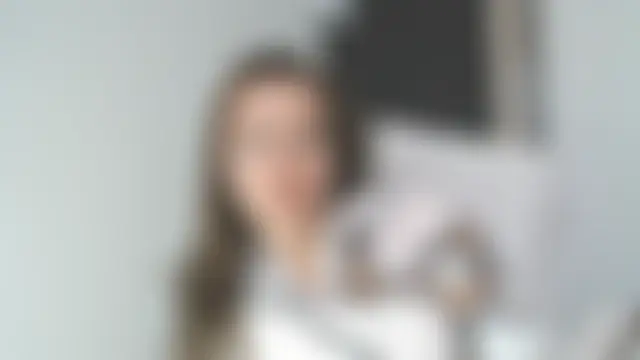 NicoleEunice87 Adlı Modelin Canlı Sohbet Odası