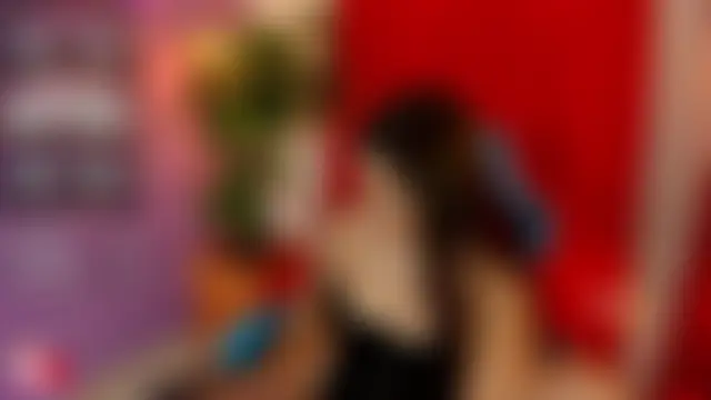 Lia_little18 élő chatszobája