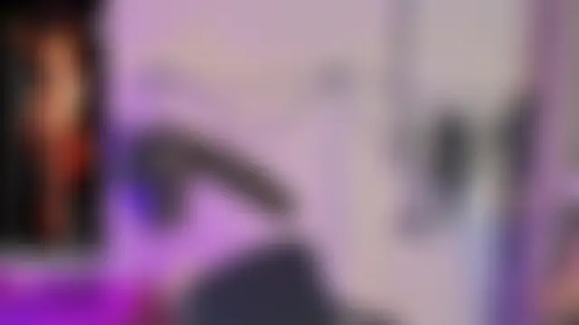 Amyyslave Chat Room in diretta