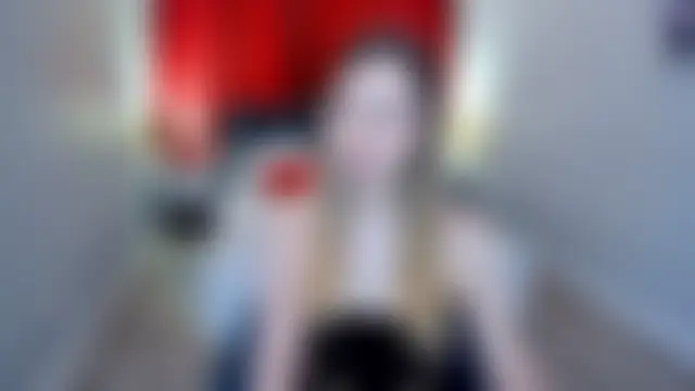 FollowLovee's Live Chat Room