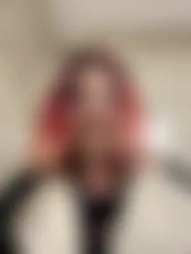 Živá chatovací místnost RiriRoseey