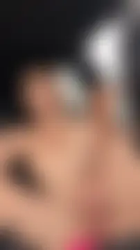 Risky_girl23_ élő chatszobája