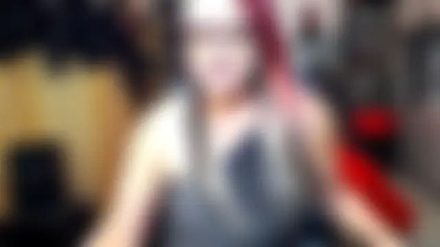 LindaDaemonX élő chatszobája