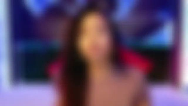 ElyaQuinn's Webcam Show