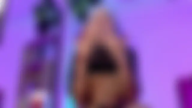 jeanne_holland: διαδικτυακό σόου στην κάμερα