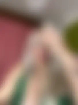 x_elena_x's Live Chat Room