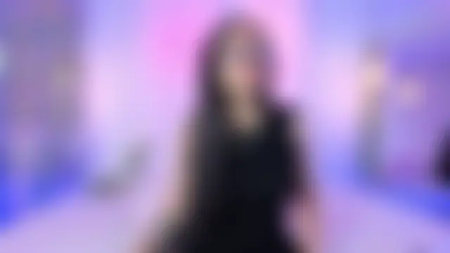 ห้องแชทสดของ eimi_rosse18