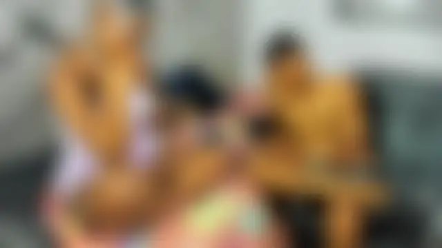 EvaxEmma লাইভ চ্যাট রুম