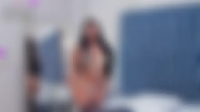 Leandra-Johnson লাইভ চ্যাট রুম