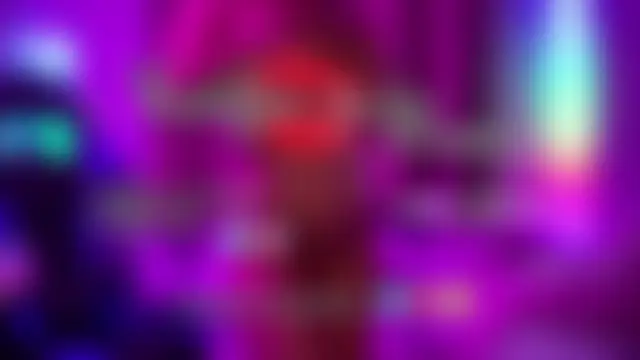 Erika_Kirman: δωμάτιο απευθείας συνομιλίας