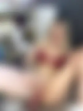 Steffi_Snowbunny 실시간 채팅방