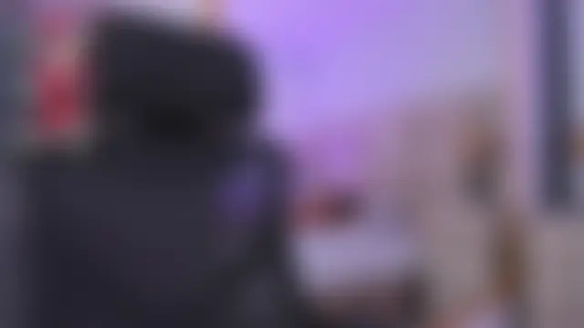 Sala de chat ao vivo de CarolineFyre