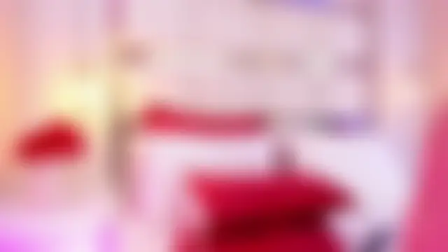 elizavenus Adlı Modelin Canlı Sohbet Odası