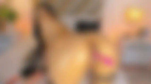 malaia_hills élő chatszobája