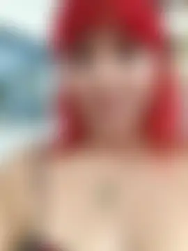 Florxxx9 Adlı Modelin Canlı Sohbet Odası