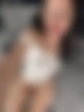 littlesluttycat – Naživo chatovacia miestnosť