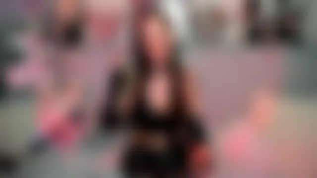 KittiMissi Adlı Modelin Canlı Sohbet Odası