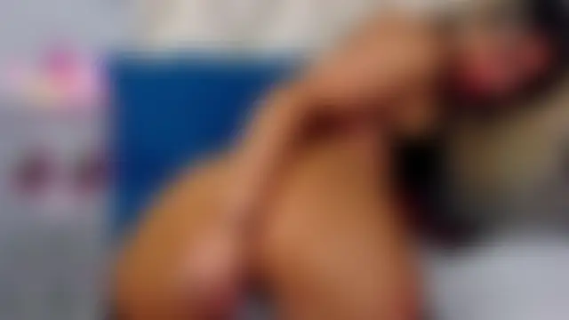 Pokój czatu na żywo – GinaBear