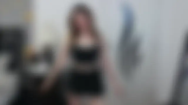 غرفة دردشة pretty_little_thing المباشرة