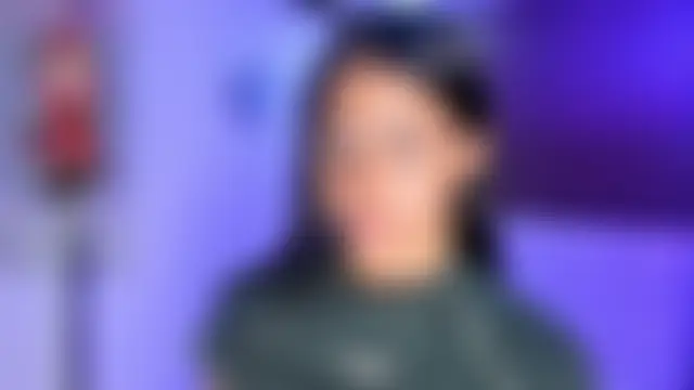 ZarinaWynne's Live Chat Room