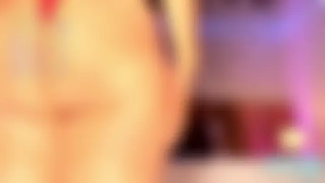 Miss_Ambeer 现场聊天室