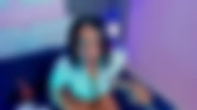 Clawdeen__wolf's Live Chat Room