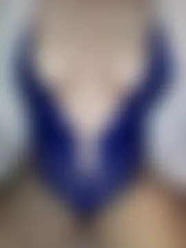 AkuManis webcam show