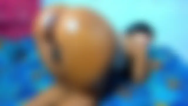 Angela_saenx2's Live Chat Room