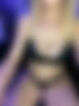 Blueafterdark's Live XXX Chat