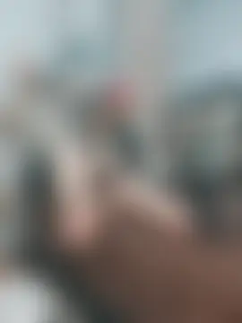 TS_ANNA_: διαδικτυακό σόου στην κάμερα