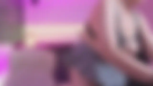 Isa_dumont's Live Chat Room