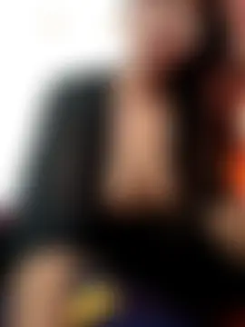 Hot_Angle élő chatszobája