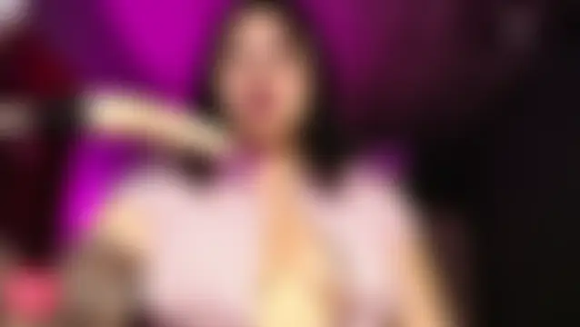 DanelyLopez Adlı Modelin Canlı Sohbet Odası