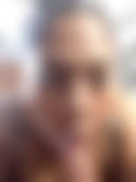 Živá chatovací místnost Mia-Victory