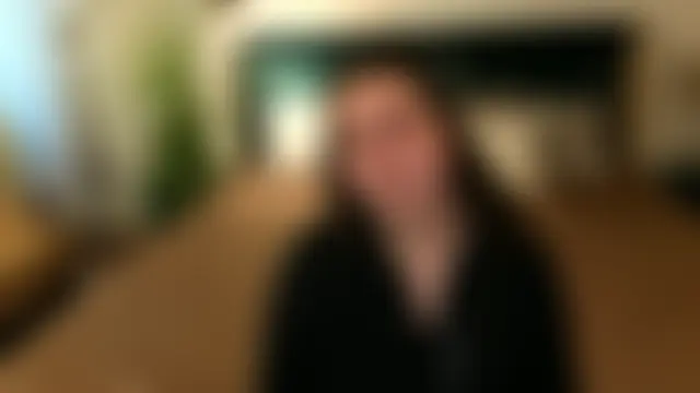 Chat soba uživo modela MikaFoxy